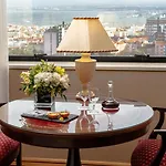 Готель Dom Pedro Hotel, A Member Of Radisson Individuals 5*