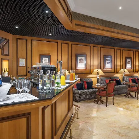 Dom Pedro Hotell