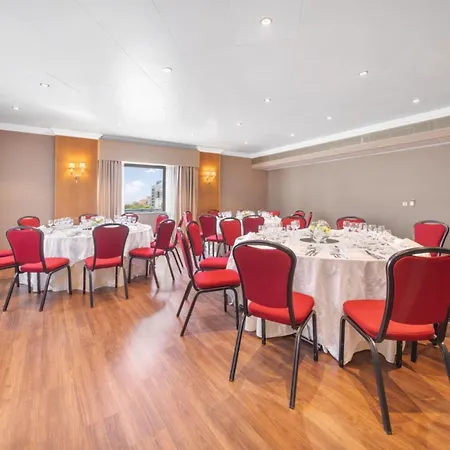 Dom Pedro Hotel, A Member Of Radisson Individuals ליסבון